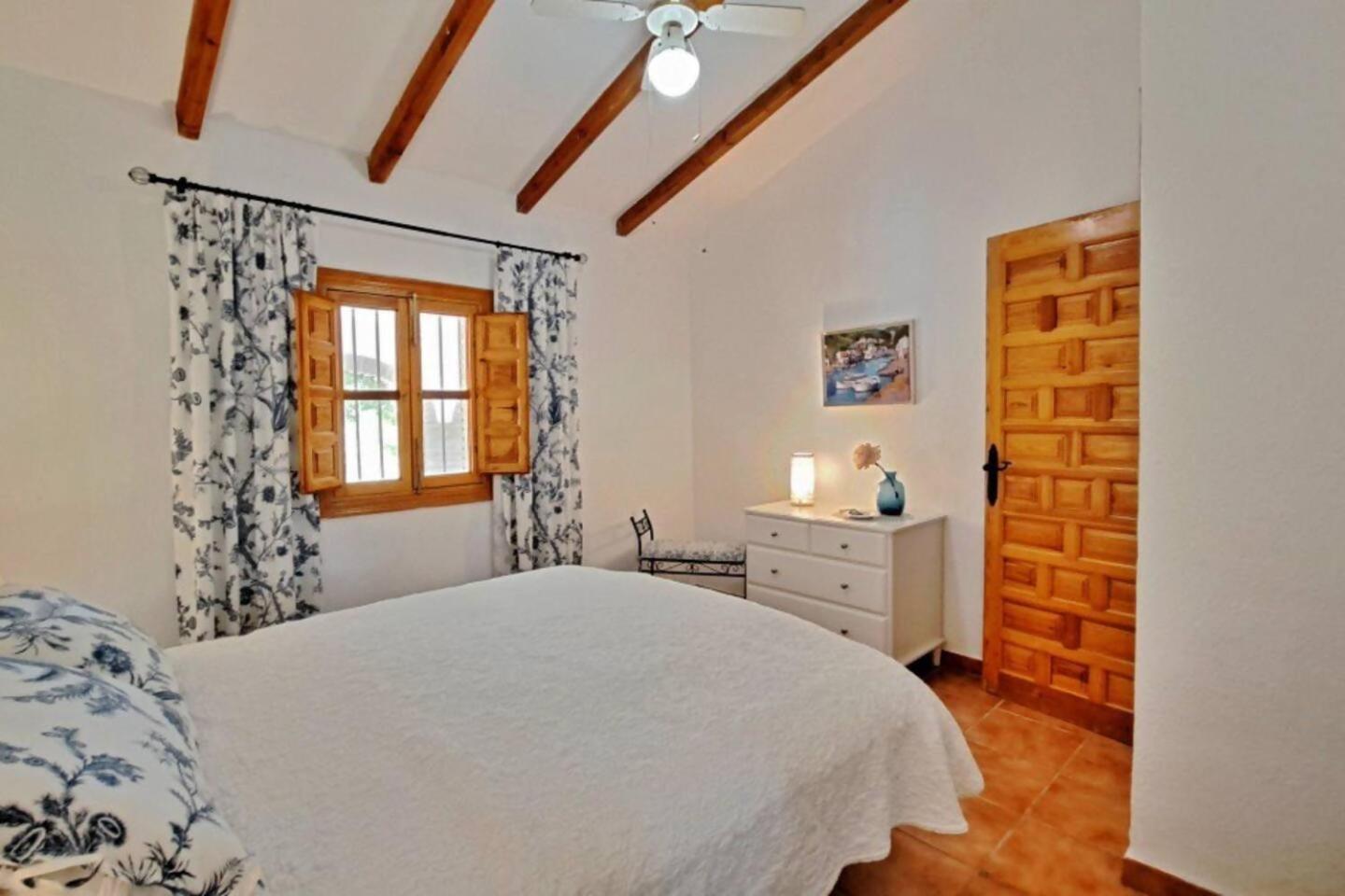 La Perla Andaluza Villa Alcaucín Buitenkant foto