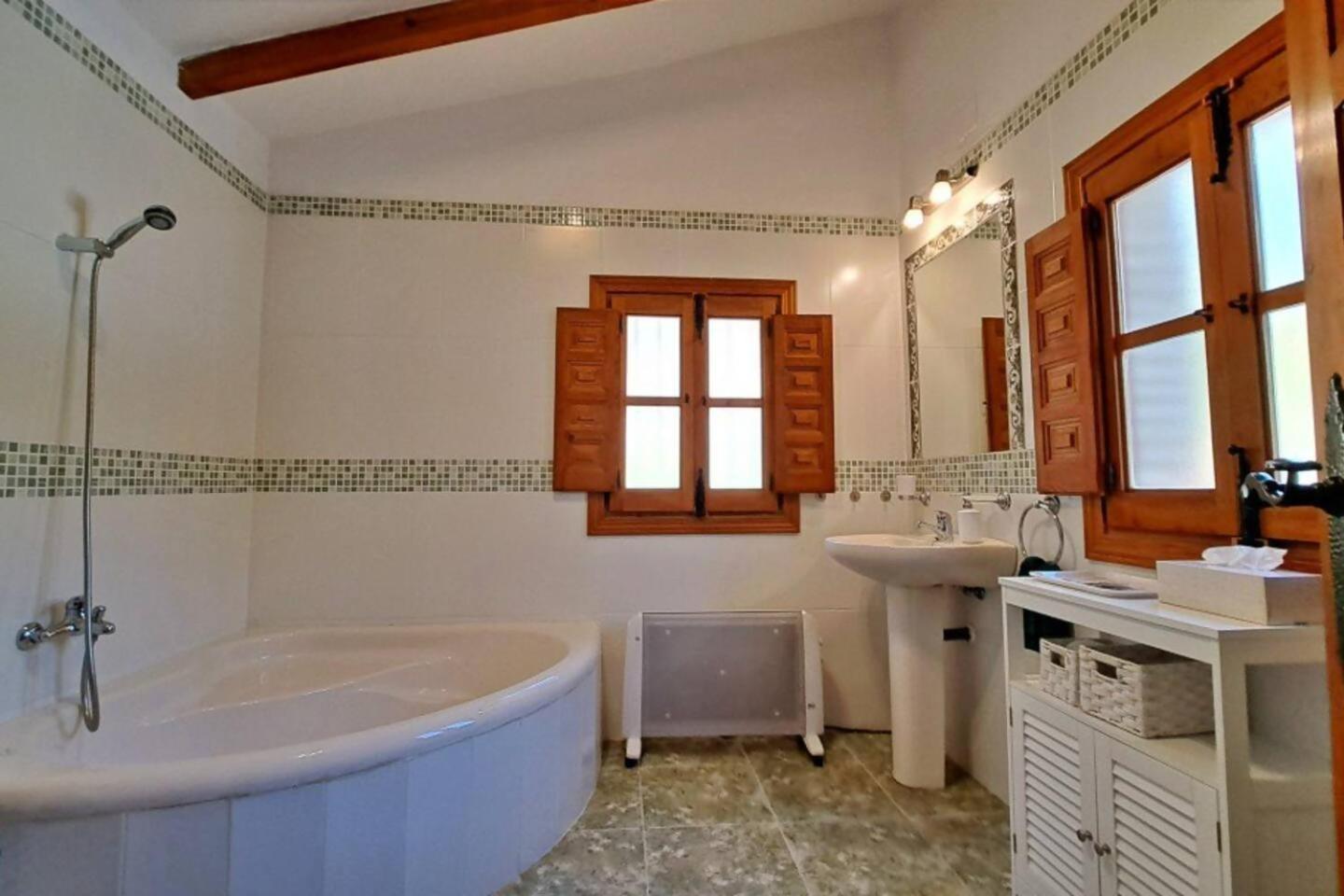 La Perla Andaluza Villa Alcaucín Buitenkant foto